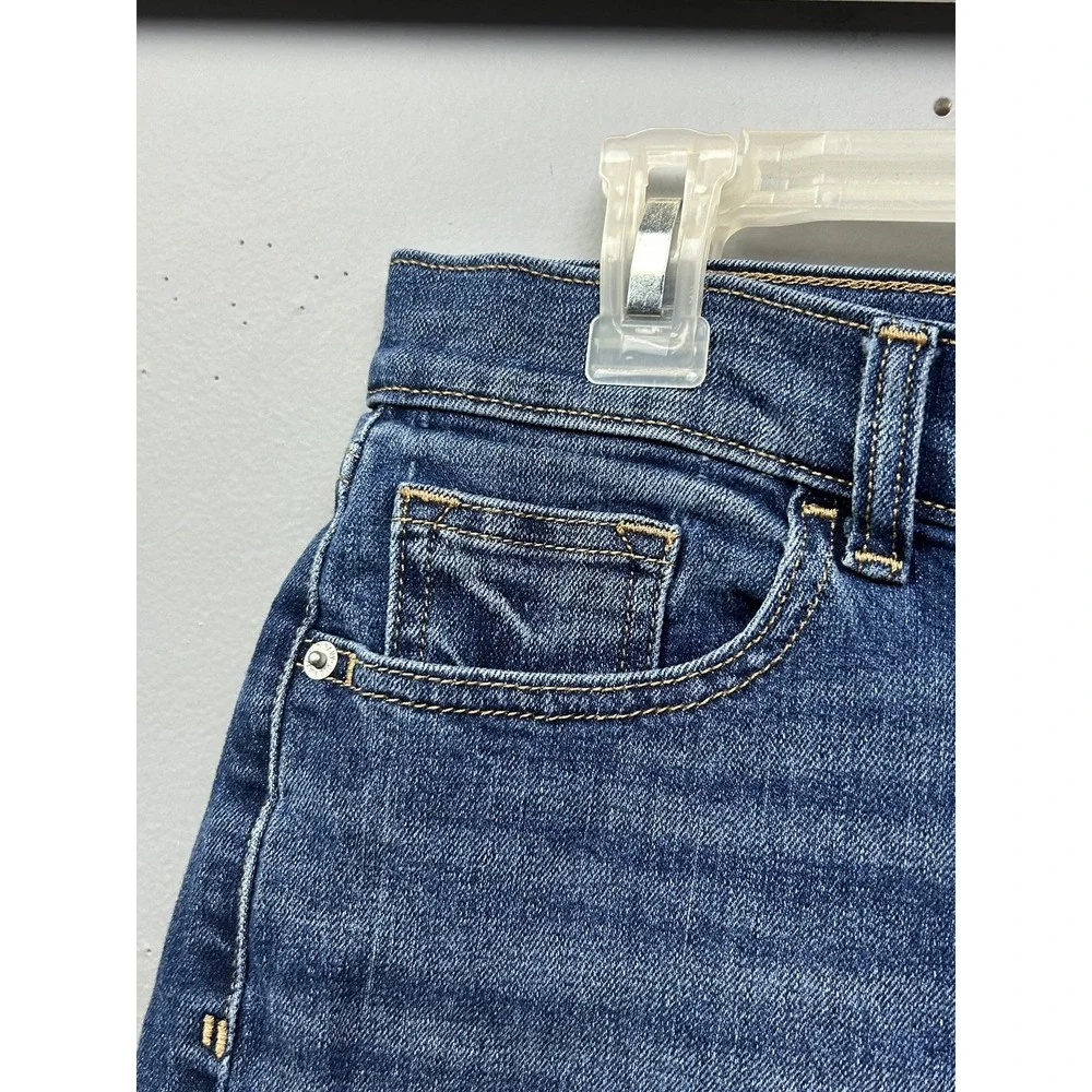 Old Navy Denim Shorts Womens 6 Blue Medium Wash Raw Hem Cut Off 5-Pocket‎ 11231